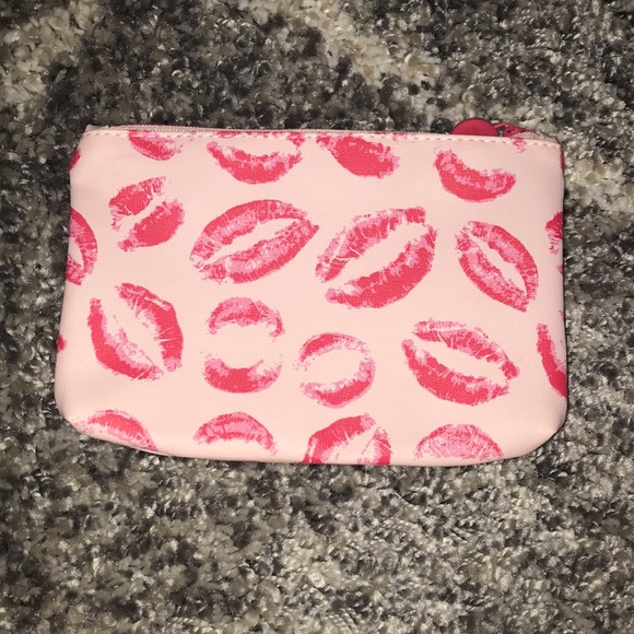 Other - Ipsy makeup bag NWOT